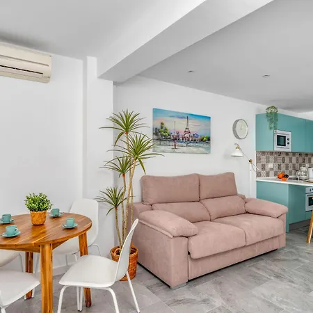 Eurosol-8 By Interhome Торремолинос