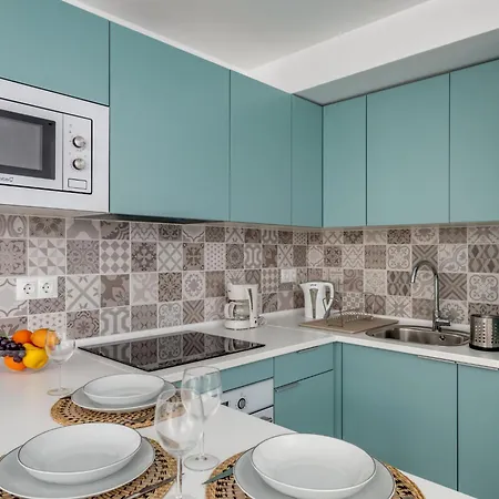 Eurosol-8 By Interhome